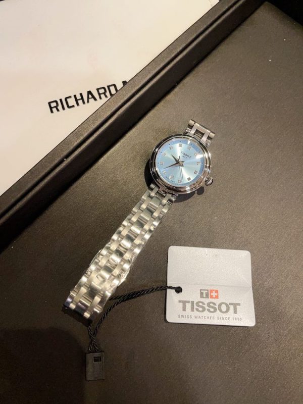 New Fashion Watch T3002