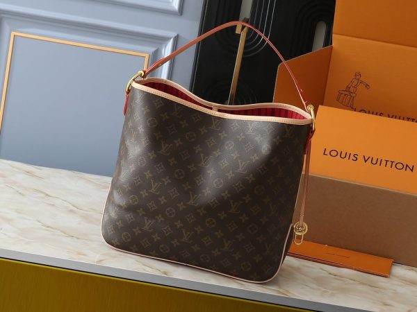 Luxury LV Handbag M50156