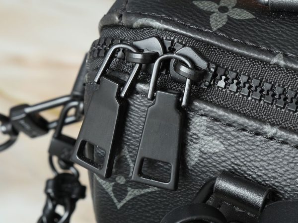 Luxury LV Handbag M24606