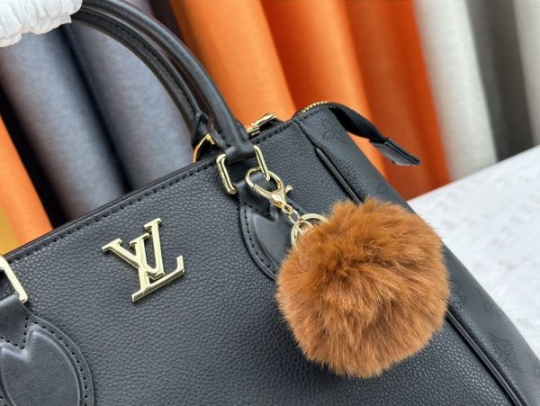 Luxury LV Handbag M58188