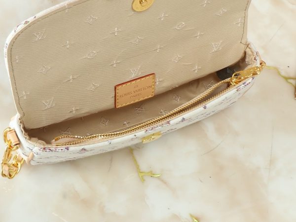 Luxury LV Handbag M11299