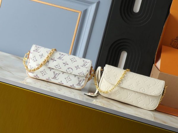 Luxury LV Handbag M11299