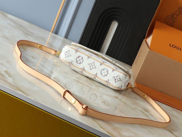 Luxury LV Handbag M11299