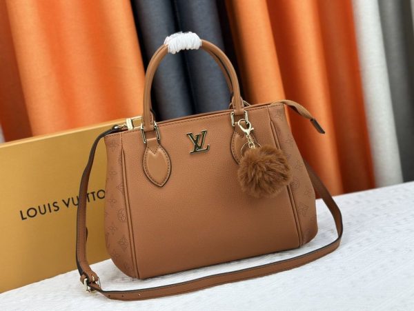 Luxury LV Handbag M58188