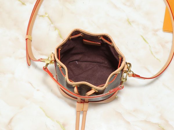 Luxury LV Handbag M82933
