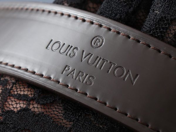 Luxury LV Handbag M50156