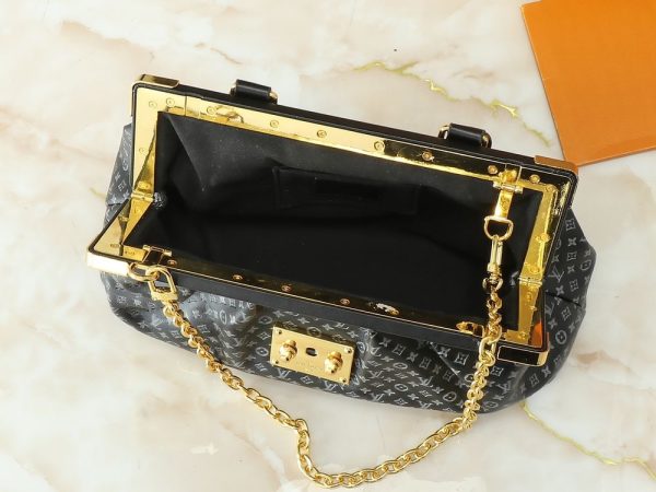 Luxury LV Handbag M46544
