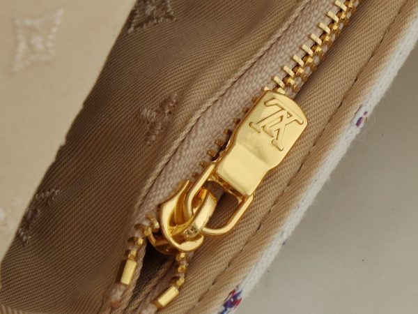 Luxury LV Handbag M11299