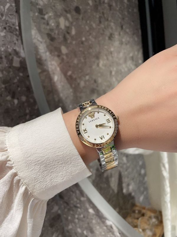 New Fashion Watch V3008