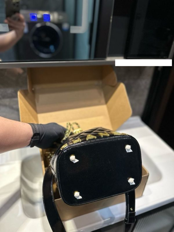 New Fashion CN Handbag C695