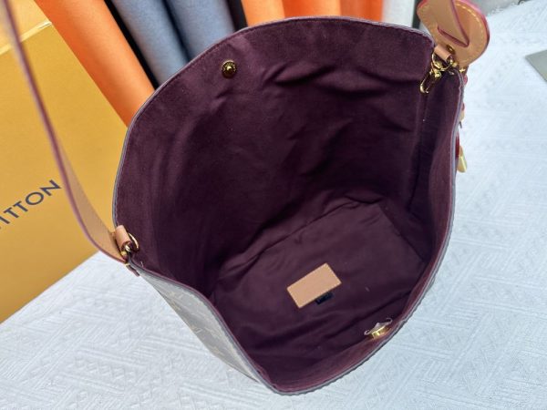 Luxury LV Handbag M12925.1