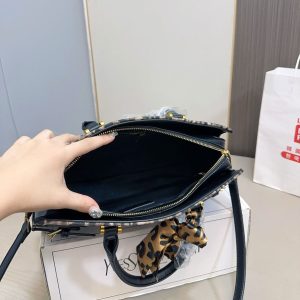 c0775adc