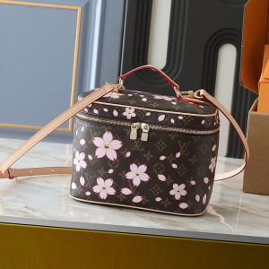 Luxury LV Handbag M42265.1