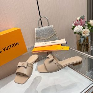 New Fashion Women Slippers 124