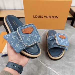 New Fashion Women Slippers 130