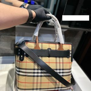 New Fashion Burberry Handbag B004